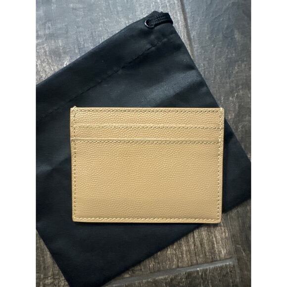 SAINT LAURENT
Logo-print leather card holder - Picture 3 of 3